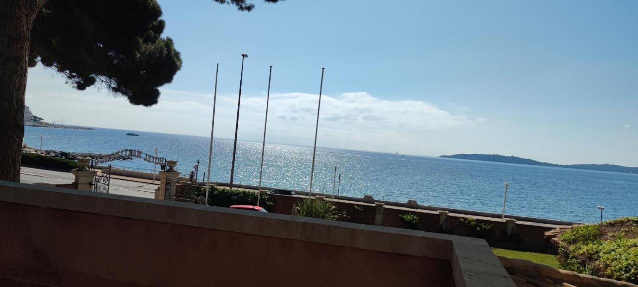 Hotel Martinengo Sainte-Maxime Buitenkant foto