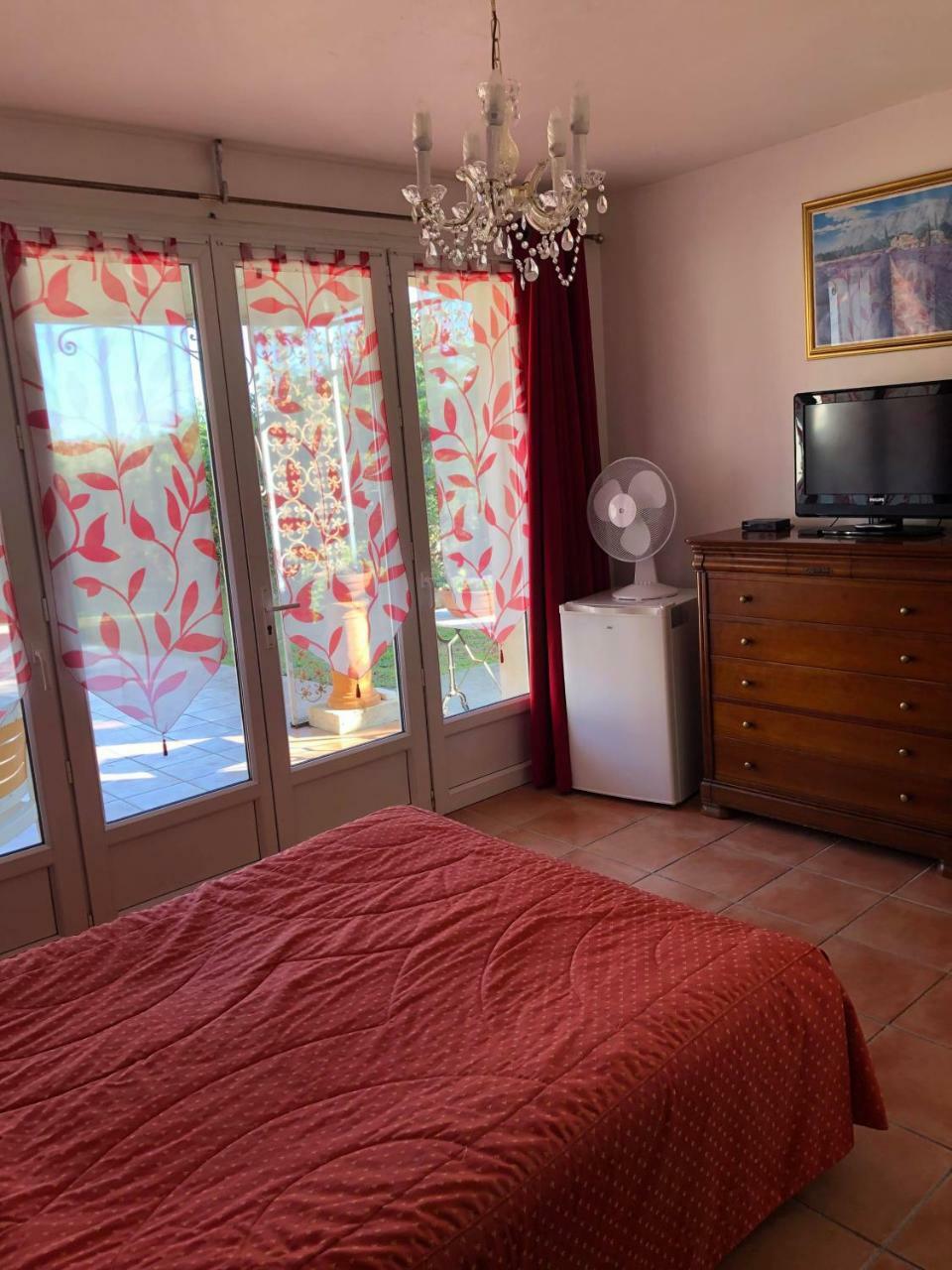 Hotel Martinengo Sainte-Maxime Buitenkant foto