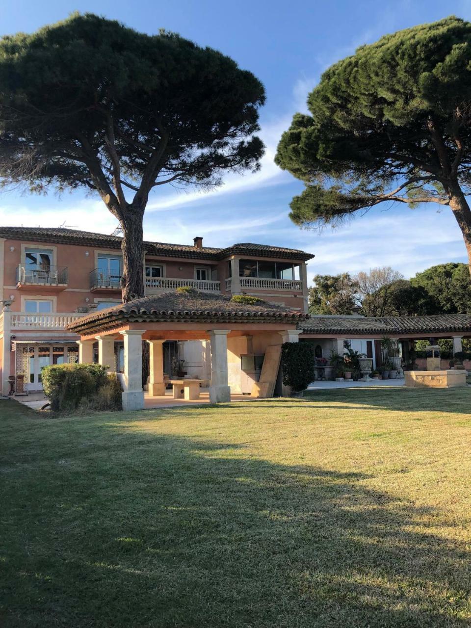 Hotel Martinengo Sainte-Maxime Buitenkant foto