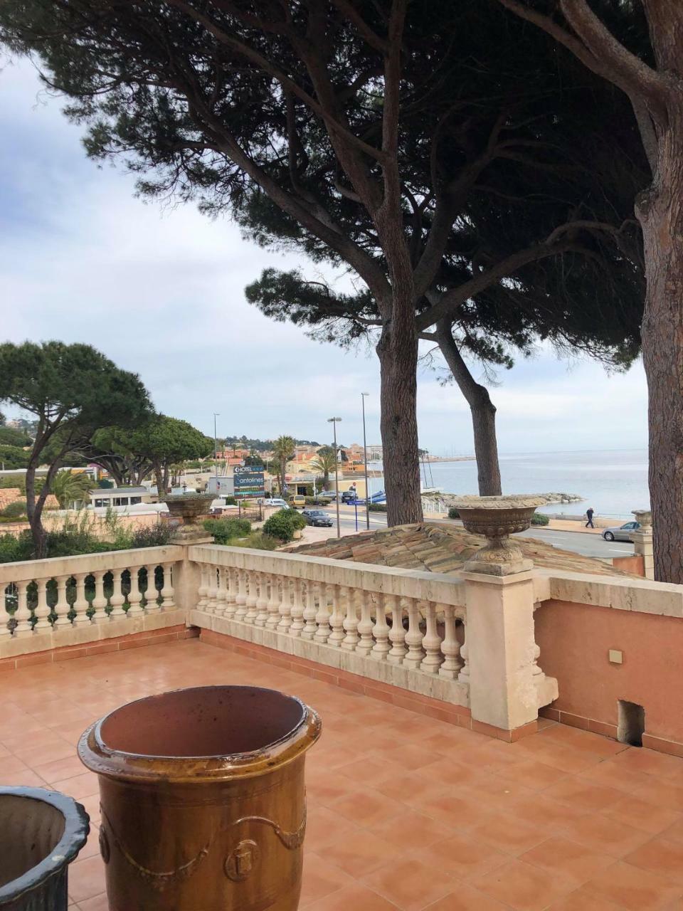 Hotel Martinengo Sainte-Maxime Buitenkant foto