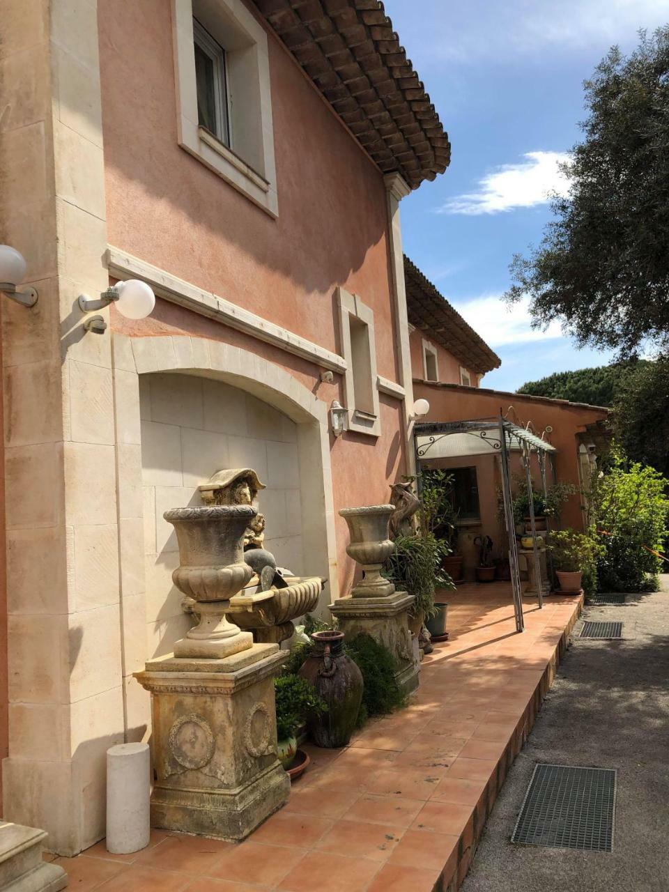 Hotel Martinengo Sainte-Maxime Buitenkant foto